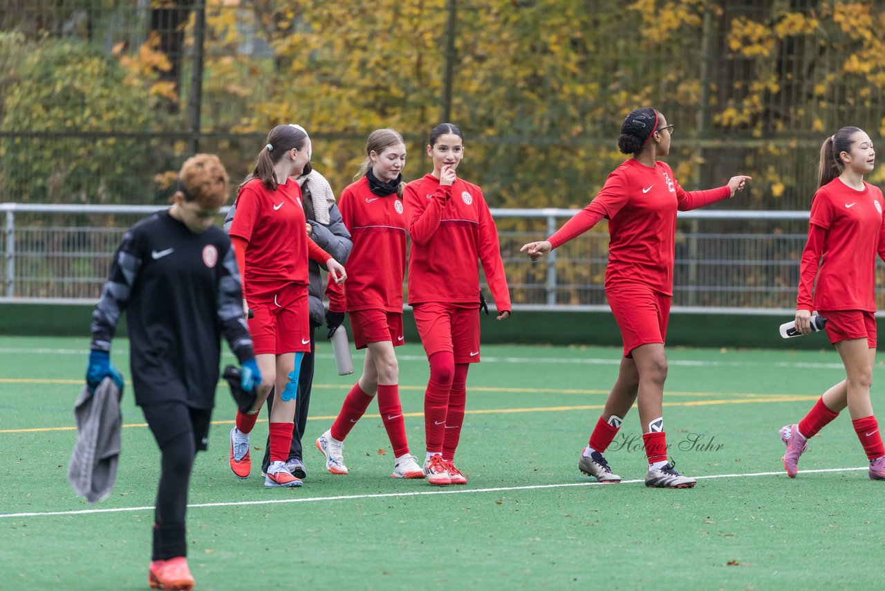 Bild 106 - wCJ VfL Pinneberg - Eimsbuettler TV : Ergebnis: 0:3